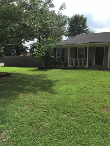 Main picture of 833 Greencliff Rd