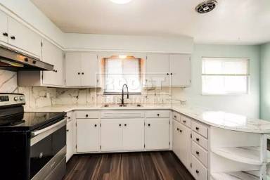 Main picture of 1366 Lilley Ave