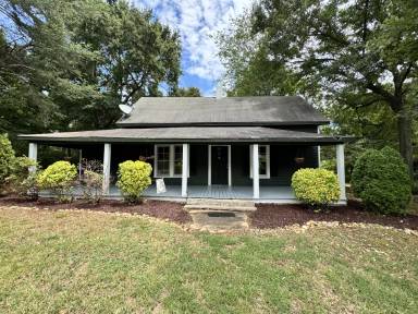 Main picture of 801 Mc Brayer Homestead Rd