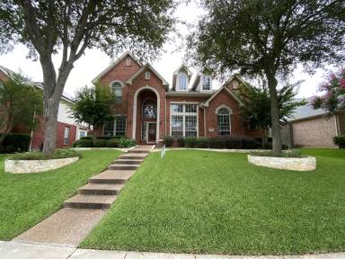 Main picture of 1608 Endicott Dr