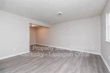 Main picture of 1512 Shelburn Ct