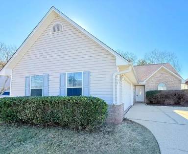 Main picture of 131 Mirabelle Cir