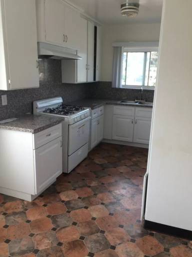 Main picture of 1148 W Valencia Dr