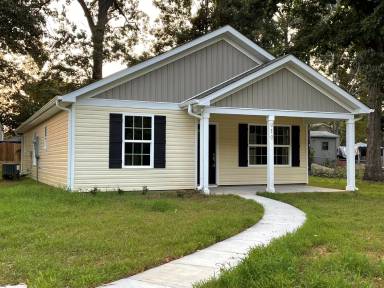 Main picture of 919 Mitchell Ave