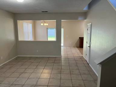 Main picture of 134 Verdi St