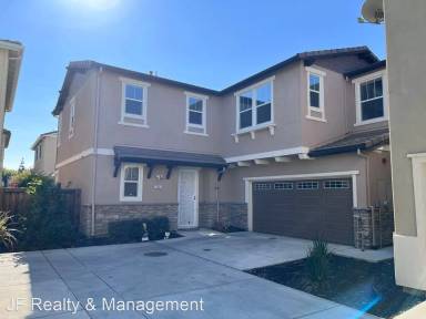 Main picture of 334 Pacifica Dr