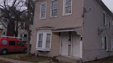 Main picture of 1937 Midland Ave
