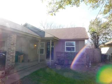 Main picture of 7800B Brodie Ln