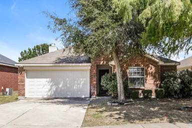 Main picture of 2021 Wildwood Dr