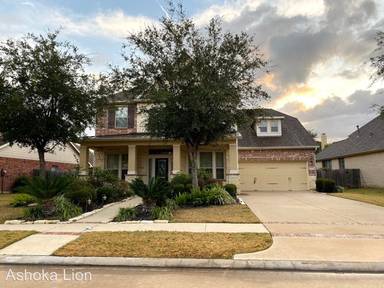 Main picture of 707 Hollington Way