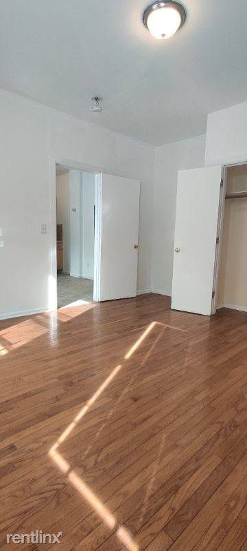 Main picture of 155 W 29th St