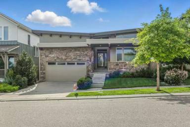 Main picture of 1821 Blue Star Ln