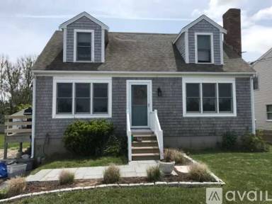 Main picture of 88 Town Neck Rd