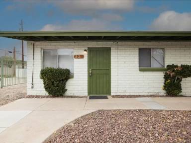 Main picture of 217 W Rillito St