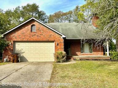 Main picture of 3402 Brookhollow Dr