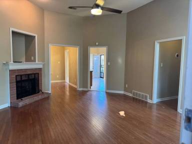 Main picture of 1195 N Sanga Rd