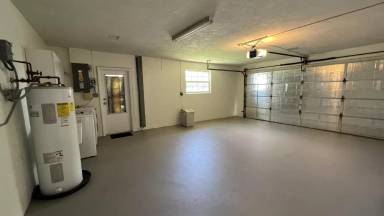 Main picture of 3209 Parkway Pl