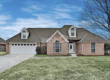 Main picture of 1123 Tara Dr