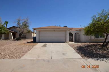 Main picture of 3744 Riano Cir