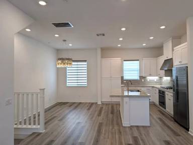 Main picture of 27414 Arborview Ln