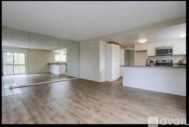 Main picture of 155 Rosebay Dr