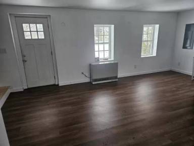 Main picture of 874 River Rd