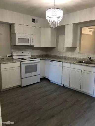 Main picture of 88 Angie Dr