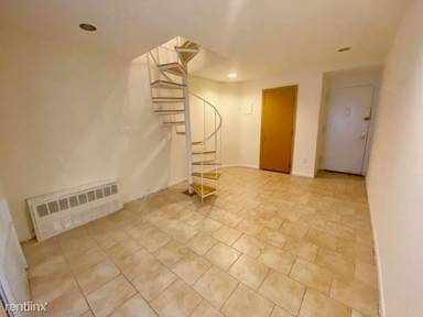 Main picture of 35 West 65th St