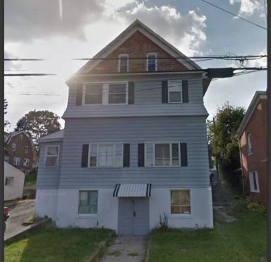 Main picture of 154 Garibaldi Ave