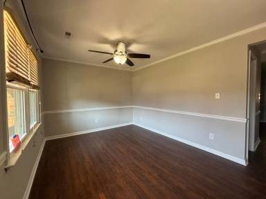 Main picture of 203 Choisy Cres