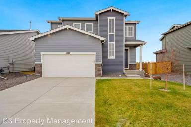 Main picture of 1200 104th Avenue Ct