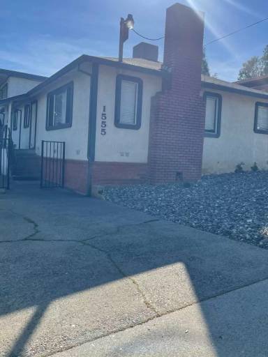 Main picture of 1555 Olive Ave