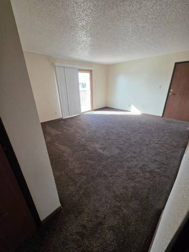 Main picture of 1704 W Pasewalk Ave