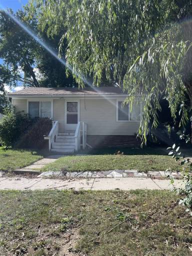 Main picture of 3728 Ivanhoe Ave