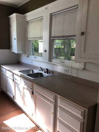 Main picture of 814 Linden St