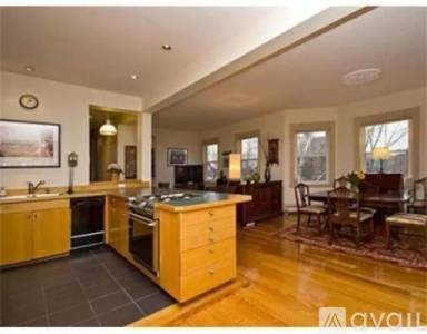 Main picture of 18 Sunset St