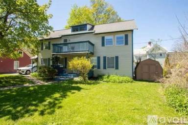 Main picture of 253 Nelson Ave