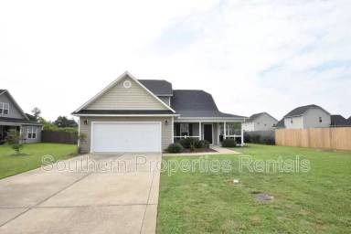 Main picture of 468 Gable Dr
