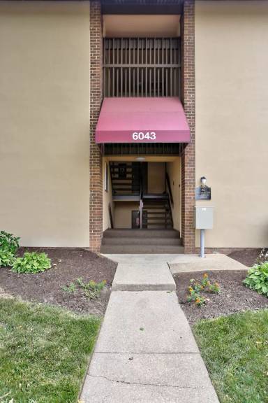 Main picture of 6027 Majors Lane