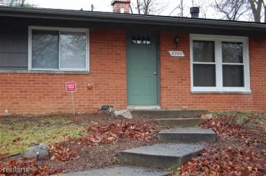 Main picture of 2745 Canterbury Rd