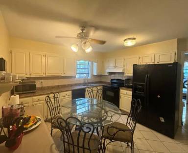 Main picture of 12 Harding Pl