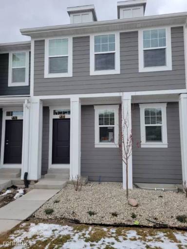 Main picture of 142 Country Springs Cir