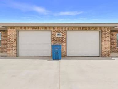 Main picture of 1125 Caprock St