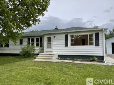 Main picture of 229 Edgewood Dr