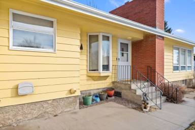 Main picture of 1471 Country Home Ln