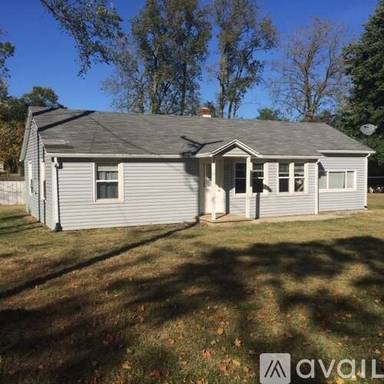 Main picture of 6565 Ross Rd