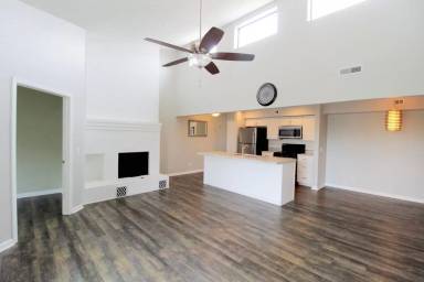 Main picture of 1010 Blue Ridge Dr