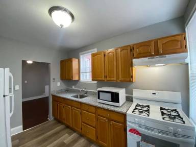 Main picture of 3444 W Caton Ave