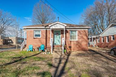 Main picture of 1603 Bancroft St