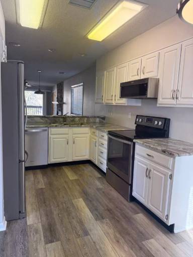 Main picture of 87 Willow Rd